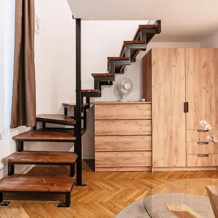 Hazel Nest Loft Appartamento