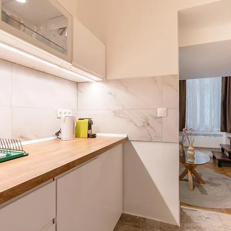 Hazel Nest Loft Appartamento Budapest